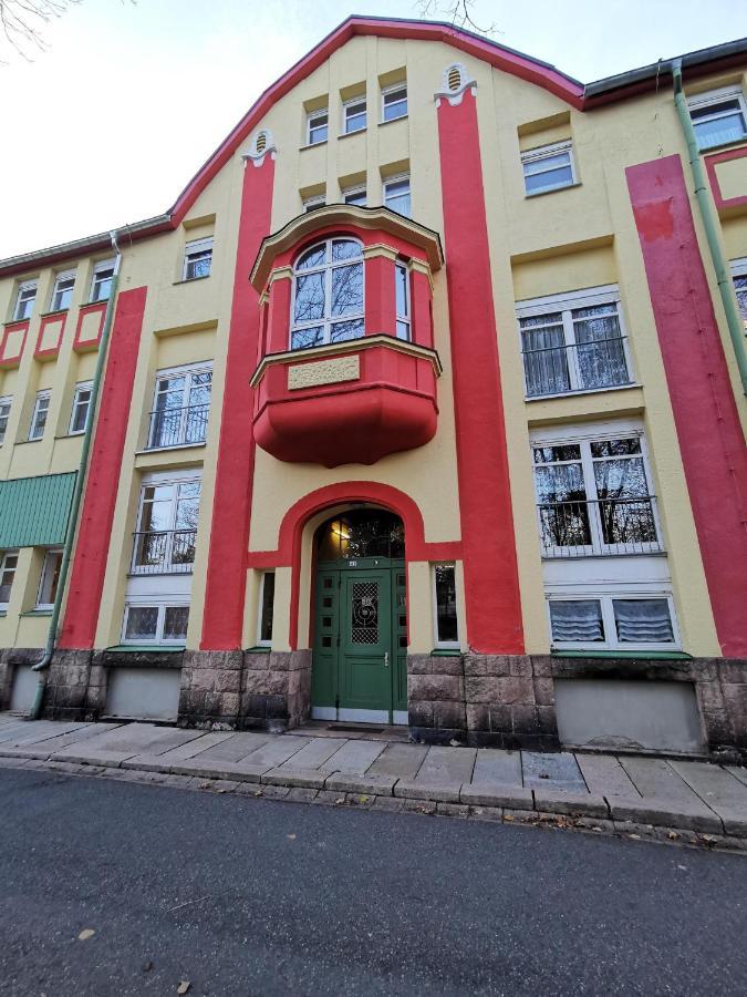 Galerie-Ferienwohnung "Im Schindlershof" - Zentral Und Ruhig Eibenstock Extérieur photo