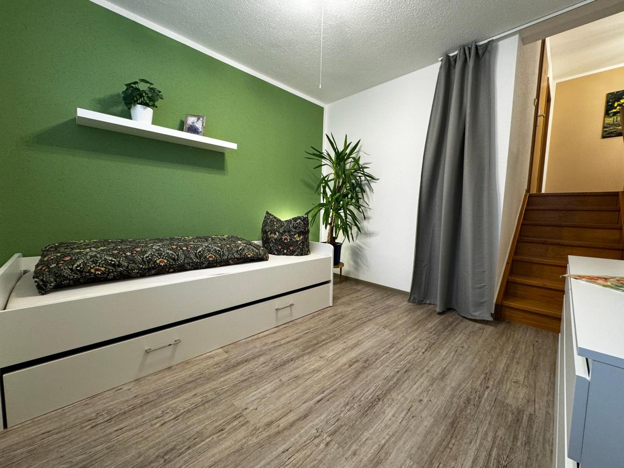 Galerie-Ferienwohnung "Im Schindlershof" - Zentral Und Ruhig Eibenstock Extérieur photo